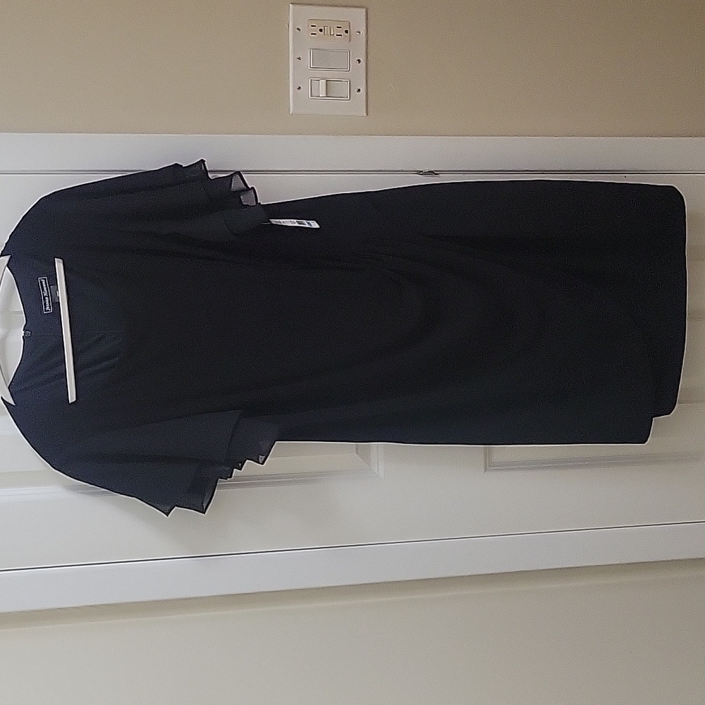 Jessica Howard Black Ruffle Sleeve Dress